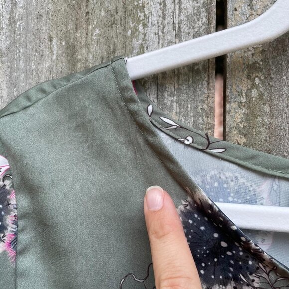 Bryn Walker Diego Tunic Size Medium Floral Print Bell Sleeve Green Sz M New - Picture 11 of 13